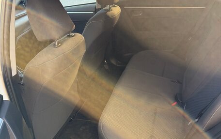 Toyota Corolla, 2016 год, 1 350 000 рублей, 15 фотография