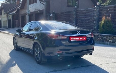 Mazda 6, 2018 год, 1 890 000 рублей, 4 фотография