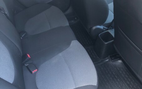 Hyundai Solaris II рестайлинг, 2013 год, 900 000 рублей, 6 фотография