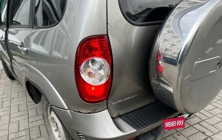 Chevrolet Niva I рестайлинг, 2011 год, 350 000 рублей, 6 фотография