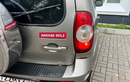Chevrolet Niva I рестайлинг, 2011 год, 350 000 рублей, 5 фотография