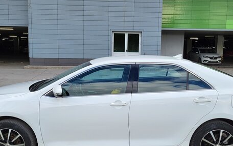 Toyota Camry, 2017 год, 2 300 000 рублей, 4 фотография