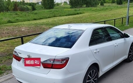 Toyota Camry, 2017 год, 2 300 000 рублей, 8 фотография