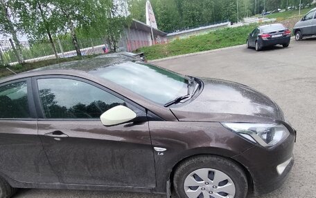 Hyundai Solaris II рестайлинг, 2015 год, 1 000 000 рублей, 11 фотография