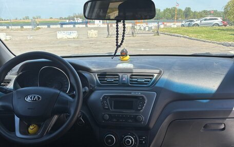 KIA Rio III рестайлинг, 2013 год, 1 000 000 рублей, 7 фотография