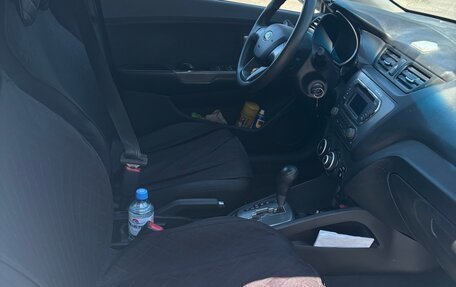 KIA Rio III рестайлинг, 2013 год, 1 000 000 рублей, 6 фотография