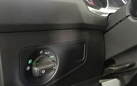 Volkswagen Tiguan II, 2020 год, 2 170 000 рублей, 11 фотография