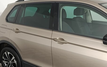 Volkswagen Tiguan II, 2020 год, 2 170 000 рублей, 19 фотография