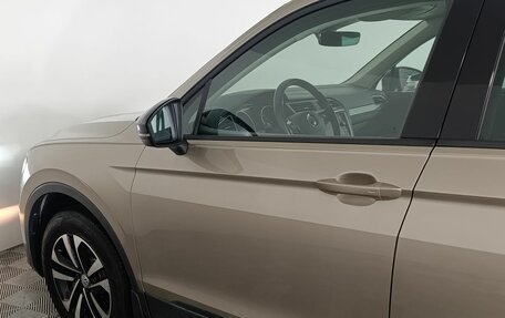 Volkswagen Tiguan II, 2020 год, 2 170 000 рублей, 17 фотография
