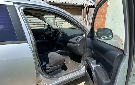 Mitsubishi Outlander III рестайлинг 3, 2008 год, 750 000 рублей, 7 фотография