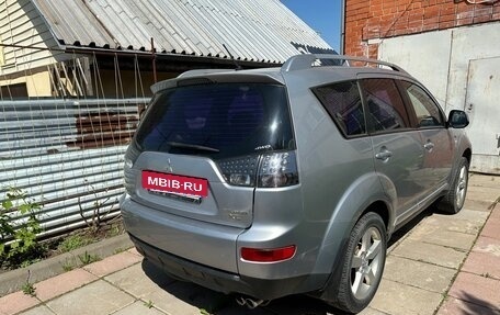 Mitsubishi Outlander III рестайлинг 3, 2008 год, 750 000 рублей, 5 фотография