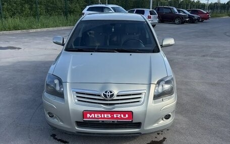 Toyota Avensis III рестайлинг, 2008 год, 800 000 рублей, 1 фотография