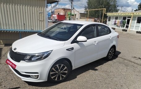 KIA Rio III рестайлинг, 2016 год, 1 365 000 рублей, 1 фотография