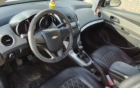 Chevrolet Cruze II, 2013 год, 540 000 рублей, 8 фотография