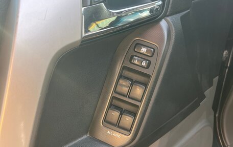 Toyota Land Cruiser Prado 150 рестайлинг 2, 2012 год, 2 750 000 рублей, 18 фотография