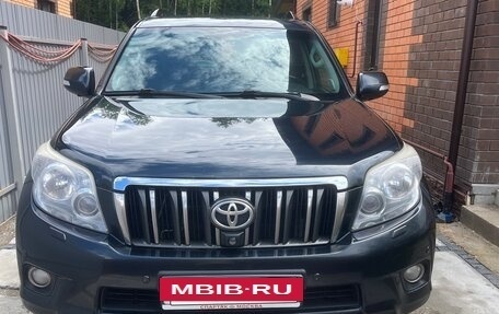 Toyota Land Cruiser Prado 150 рестайлинг 2, 2012 год, 2 750 000 рублей, 33 фотография
