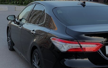 Toyota Camry, 2018 год, 2 750 000 рублей, 7 фотография