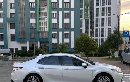 Toyota Camry, 2018 год, 2 810 000 рублей, 7 фотография
