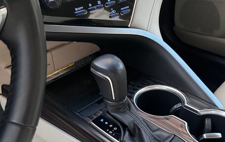 Toyota Camry, 2018 год, 2 810 000 рублей, 25 фотография