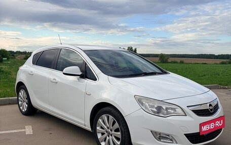 Opel Astra J, 2011 год, 680 000 рублей, 3 фотография