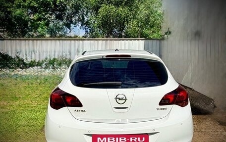 Opel Astra J, 2011 год, 680 000 рублей, 14 фотография