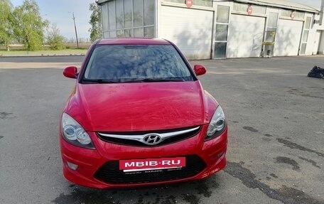 Hyundai i30 I, 2010 год, 750 000 рублей, 2 фотография