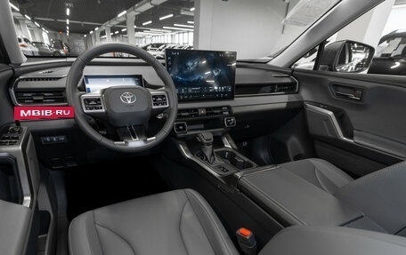 Toyota RAV4, 2026 год, 4 550 000 рублей, 7 фотография