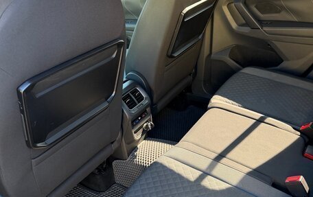 Volkswagen Tiguan II, 2017 год, 2 000 000 рублей, 13 фотография