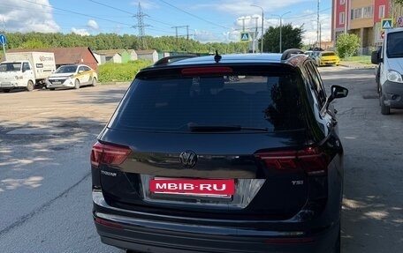 Volkswagen Tiguan II, 2017 год, 2 000 000 рублей, 16 фотография