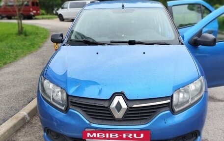 Renault Logan II, 2016 год, 600 000 рублей, 2 фотография