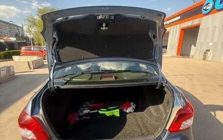 Toyota Yaris III рестайлинг, 2011 год, 889 000 рублей, 3 фотография