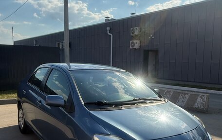 Toyota Yaris III рестайлинг, 2011 год, 889 000 рублей, 8 фотография