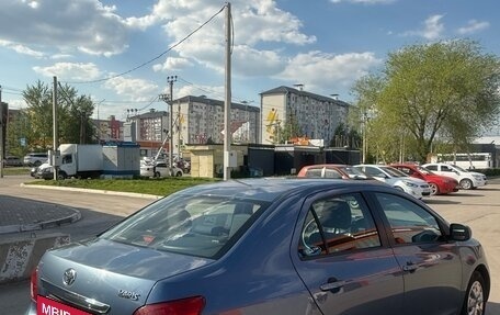 Toyota Yaris III рестайлинг, 2011 год, 889 000 рублей, 10 фотография