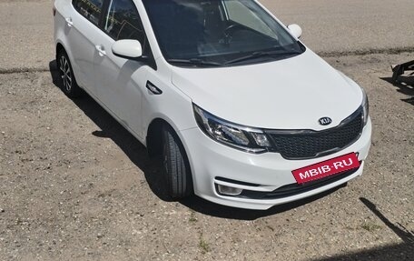 KIA Rio III рестайлинг, 2016 год, 1 365 000 рублей, 10 фотография