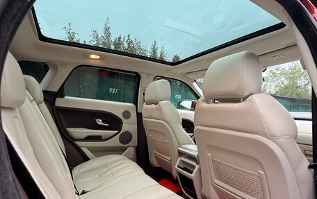 Land Rover Range Rover Evoque I, 2013 год, 2 700 000 рублей, 16 фотография