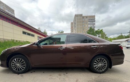 Toyota Camry, 2017 год, 2 300 000 рублей, 19 фотография