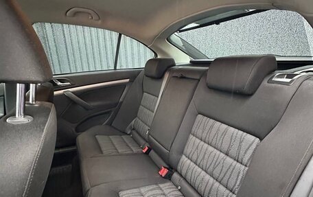 Skoda Octavia, 2012 год, 1 200 000 рублей, 13 фотография
