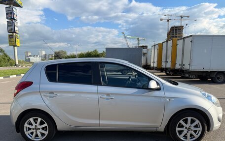 Hyundai i20 IB рестайлинг, 2010 год, 700 000 рублей, 4 фотография