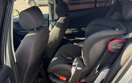 Hyundai i20 IB рестайлинг, 2010 год, 700 000 рублей, 15 фотография