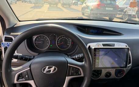 Hyundai i20 IB рестайлинг, 2010 год, 700 000 рублей, 14 фотография