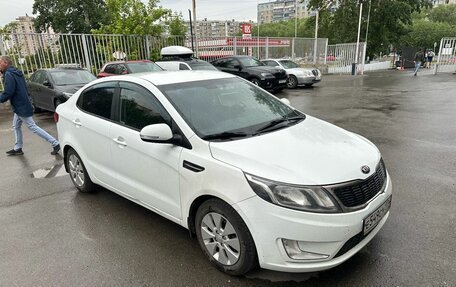 KIA Rio III рестайлинг, 2014 год, 889 000 рублей, 2 фотография
