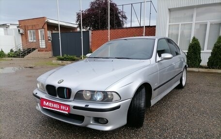 BMW 5 серия, 1998 год, 550 000 рублей, 3 фотография