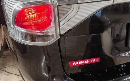 Mitsubishi Outlander III рестайлинг 3, 2013 год, 1 150 000 рублей, 16 фотография