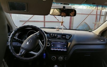 KIA Rio III рестайлинг, 2014 год, 950 000 рублей, 2 фотография