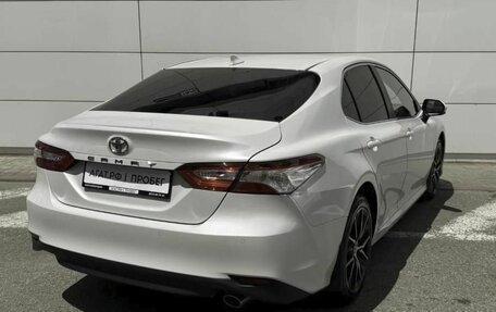 Toyota Camry, 2021 год, 2 690 000 рублей, 4 фотография
