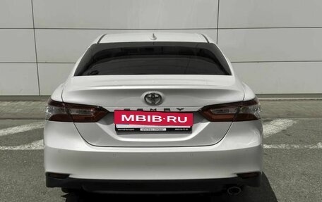 Toyota Camry, 2021 год, 2 690 000 рублей, 5 фотография