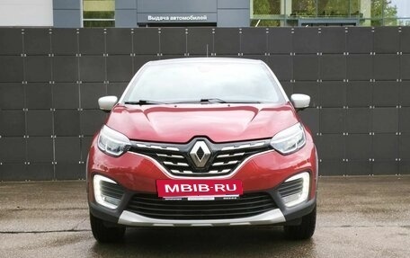 Renault Kaptur I рестайлинг, 2020 год, 1 995 000 рублей, 2 фотография
