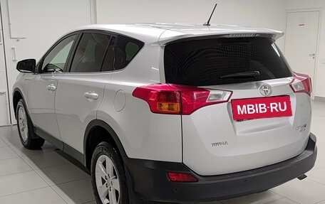 Toyota RAV4, 2013 год, 1 550 000 рублей, 7 фотография