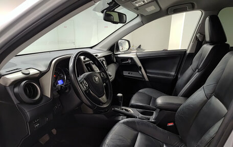Toyota RAV4, 2013 год, 1 550 000 рублей, 16 фотография