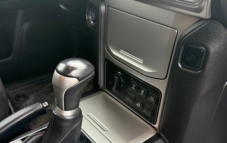 Toyota Land Cruiser Prado 150 рестайлинг 2, 2021 год, 5 690 000 рублей, 8 фотография
